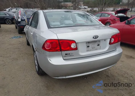 2008 Kia Optima Lx z USA, uszkodzony, nr VIN KNAGE123785226710